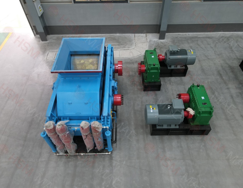 埋弧焊焊剂对辊破碎机