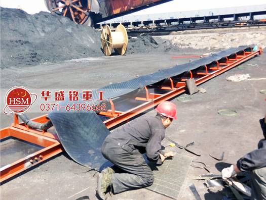 煤矸石粉碎机现场安装